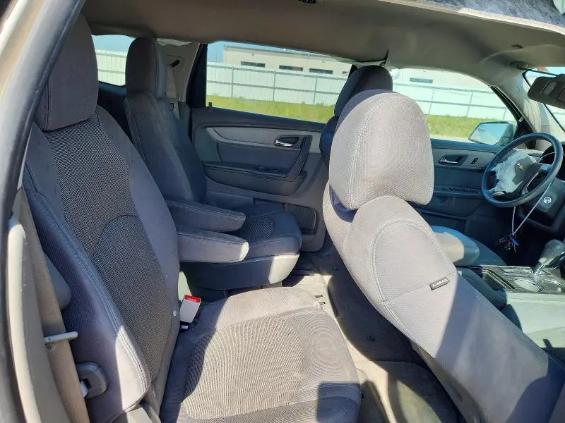2014 CHEVROLET TRAVERSE LT  