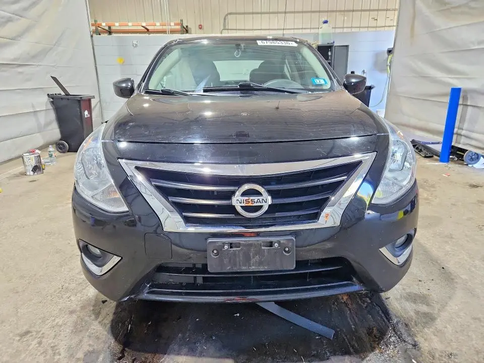2019 NISSAN VERSA SV  