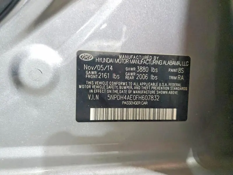 2015 HYUNDAI ELANTRA SE  