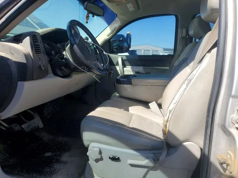 2010 CHEVROLET SILVERADO K1500 LT  