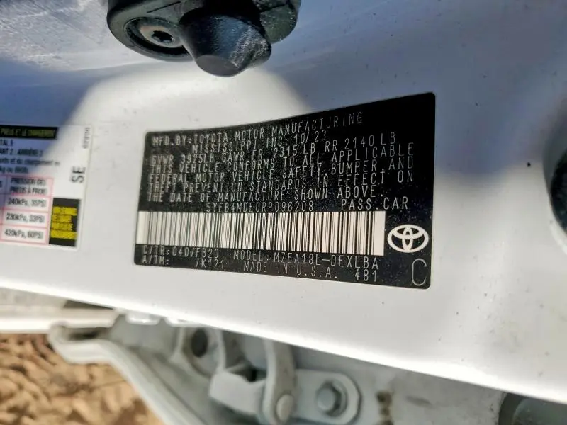 2024 TOYOTA COROLLA LE  