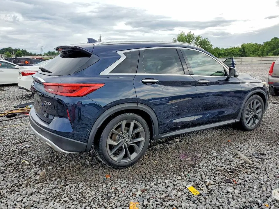 2019 INFINITI QX50 PURE  