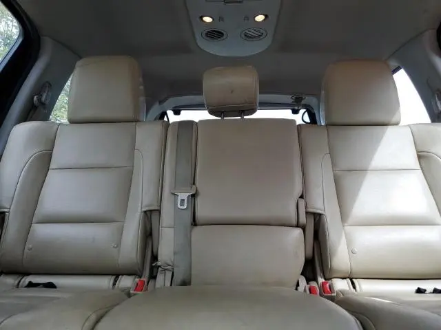 2015 NISSAN ARMADA SV  