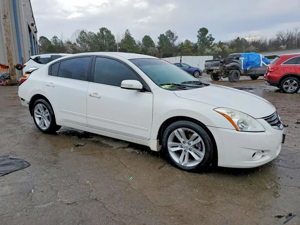 2011 NISSAN ALTIMA 3.5 SR  