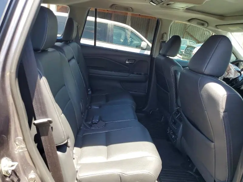 2016 HONDA PILOT TOURING  