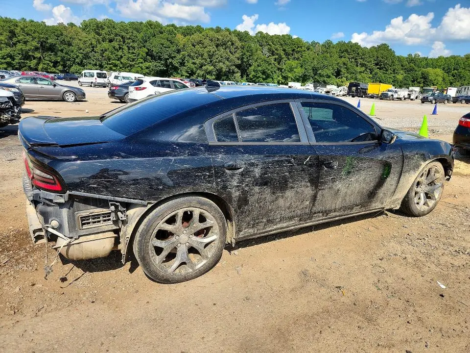 2015 DODGE CHARGER SXT  