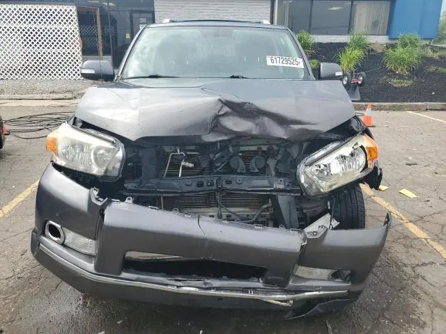 2011 TOYOTA 4RUNNER SR5  