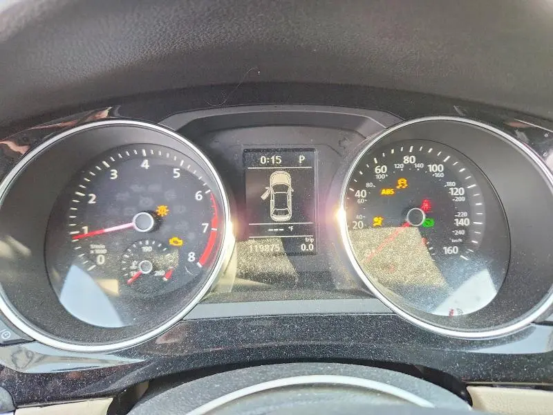2016 VOLKSWAGEN JETTA SEL  