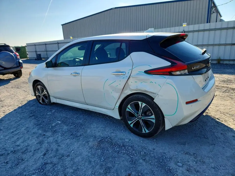 2022 NISSAN LEAF SV PLUS  