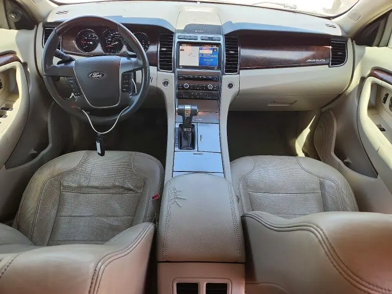2011 FORD TAURUS LIMITED  
