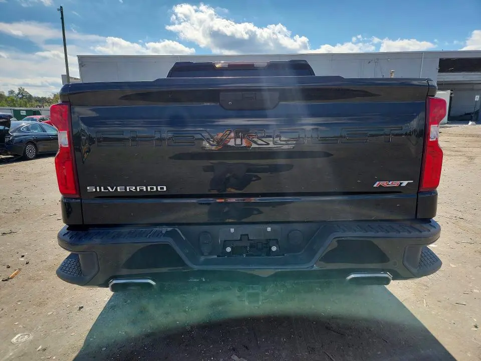 2021 CHEVROLET SILVERADO K1500 RST  