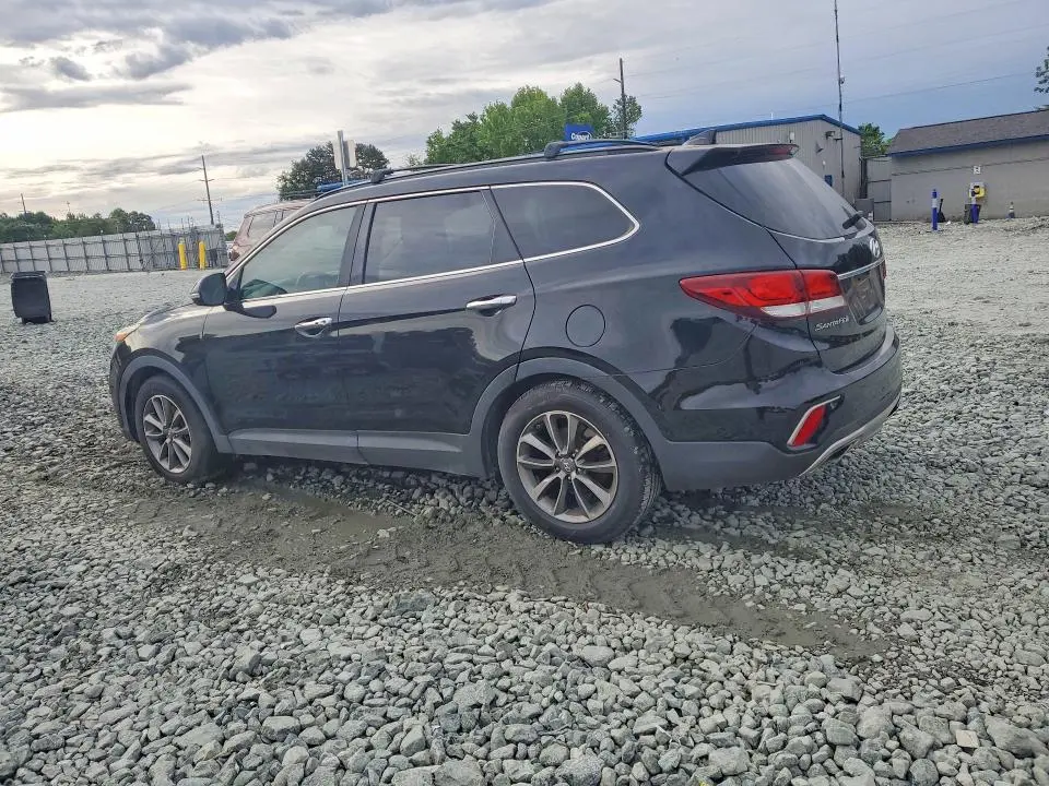 2017 HYUNDAI SANTA FE SE  