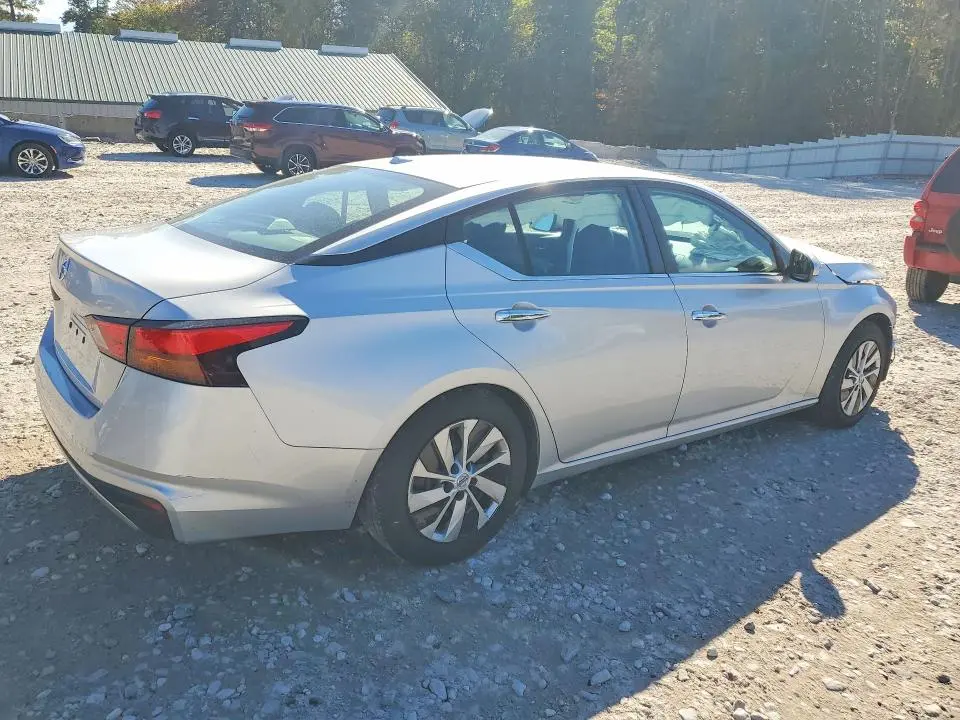 2020 NISSAN ALTIMA S  