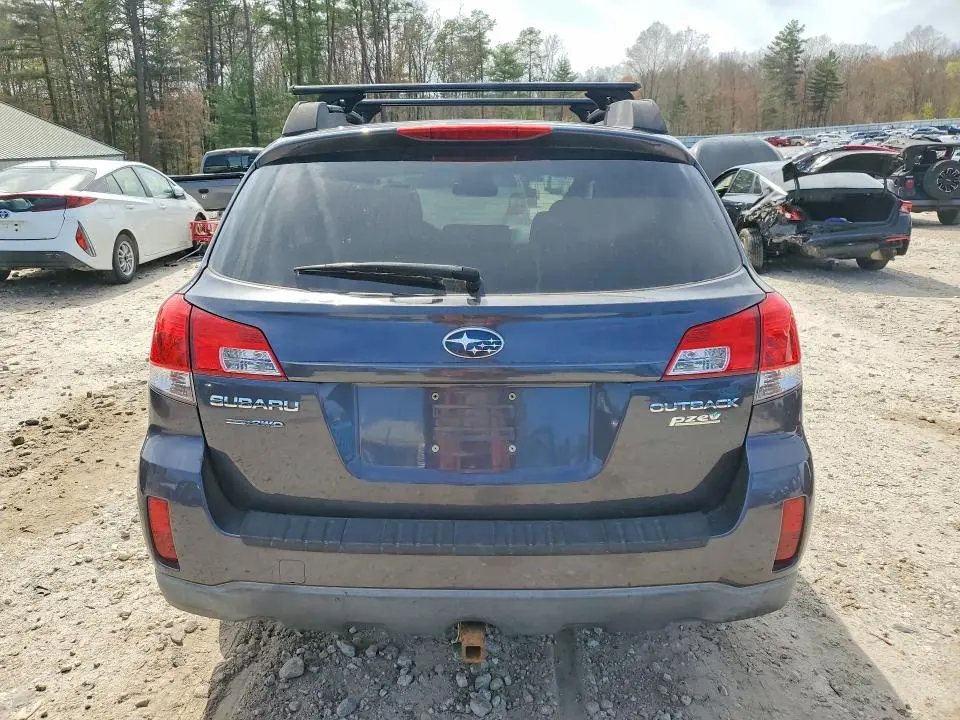 2010 SUBARU OUTBACK 2.5I LIMITED  