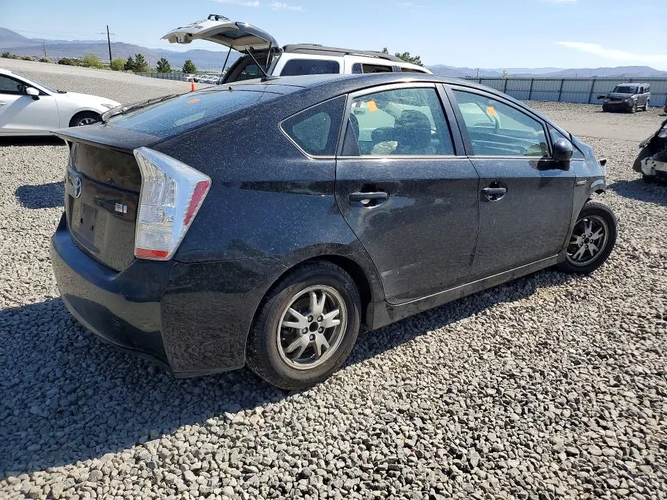 2011 TOYOTA PRIUS TWO  