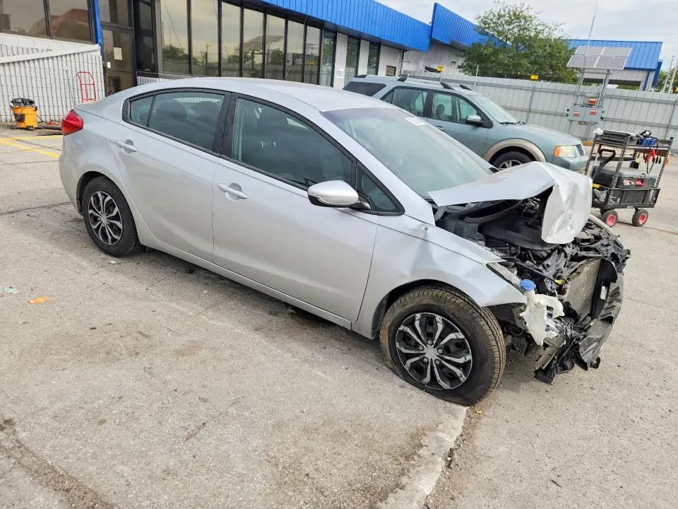 2016 KIA FORTE LX  