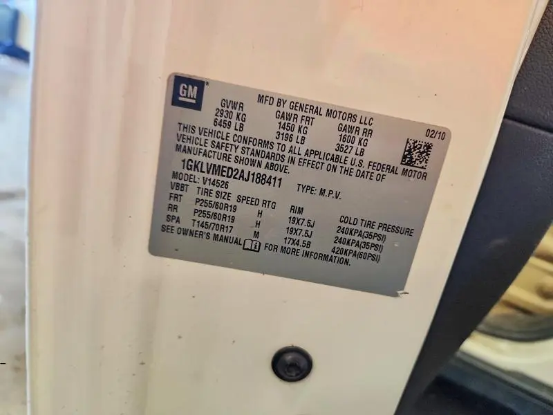 2010 GMC ACADIA SLT-1  