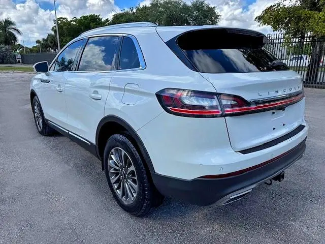 2021 LINCOLN NAUTILUS RESERVE  