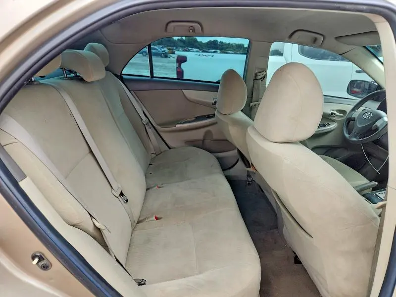 2010 TOYOTA COROLLA LE  