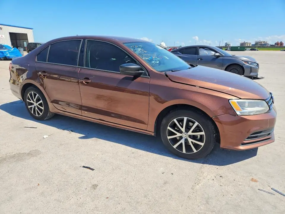 2016 VOLKSWAGEN JETTA SE  