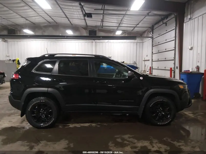 2019 JEEP CHEROKEE TRAILHAWK 4X4