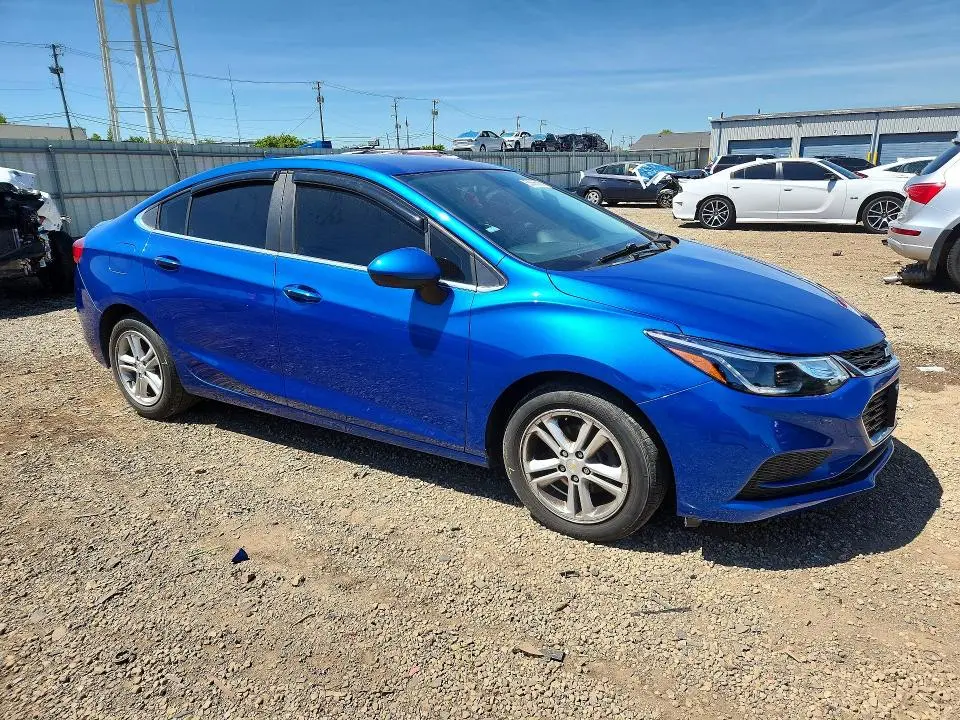 2016 CHEVROLET CRUZE LT  
