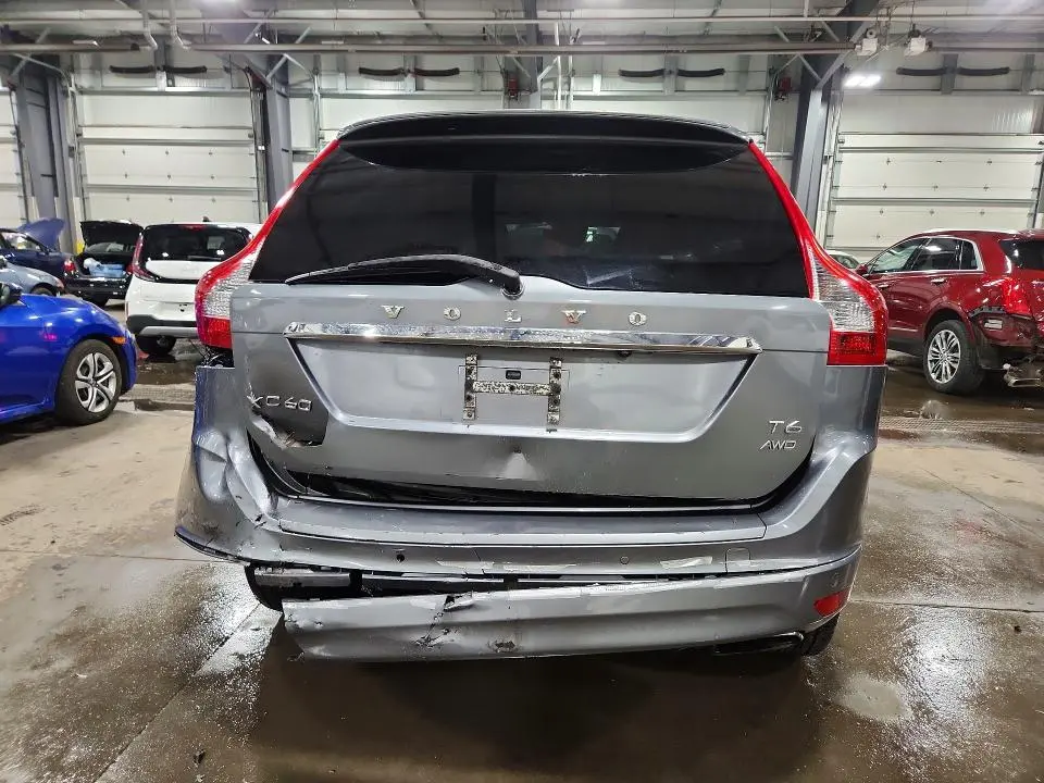 2017 VOLVO XC60 T6 INSCRIPTION  