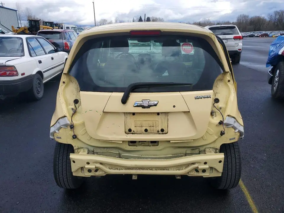 2014 CHEVROLET SPARK 1LT  