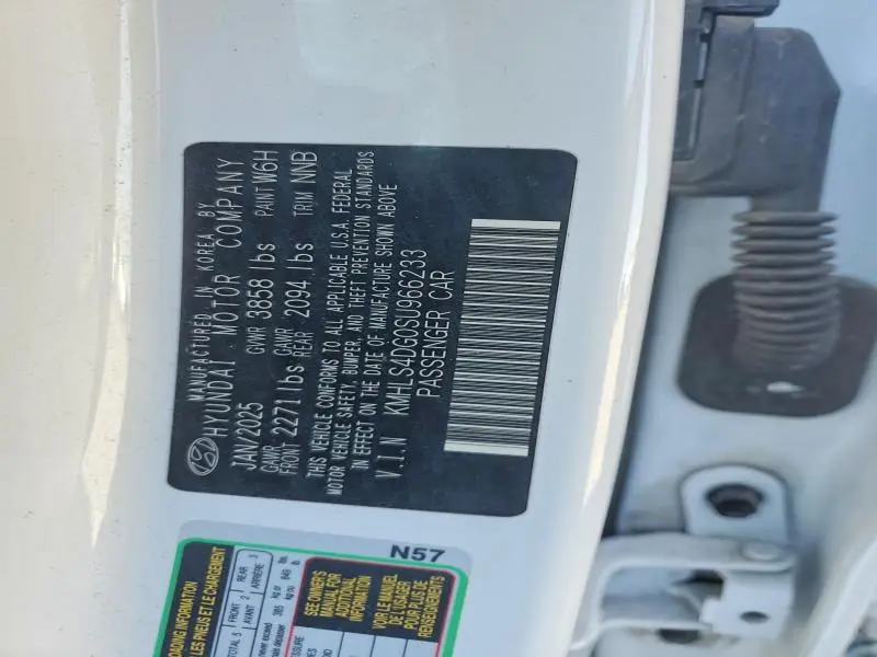 2025 HYUNDAI ELANTRA SEL  