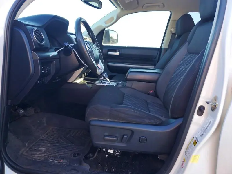 2019 TOYOTA TUNDRA SR5  