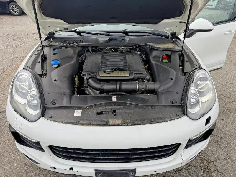 2018 PORSCHE CAYENNE   