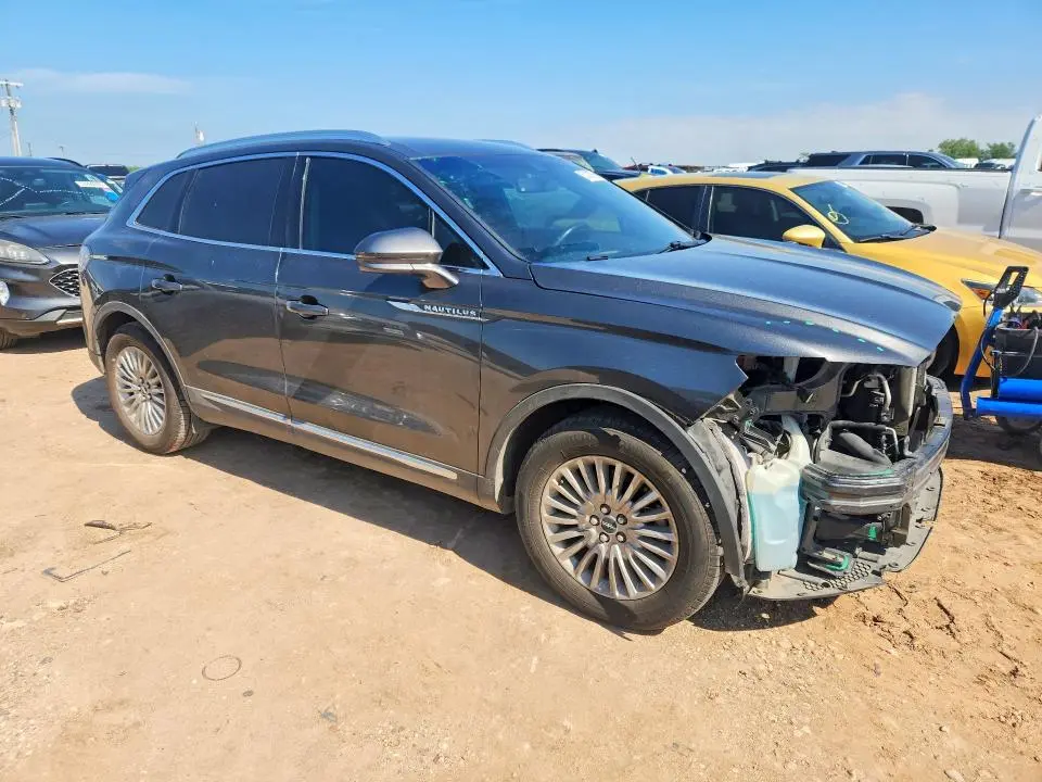 2019 LINCOLN NAUTILUS   