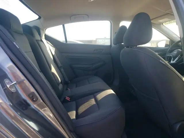 2024 NISSAN ALTIMA SV  