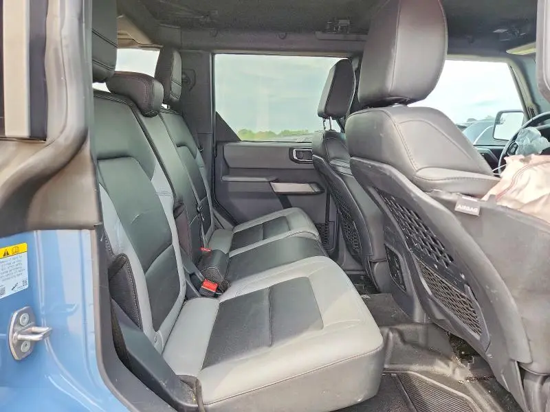 2023 FORD BRONCO BASE  