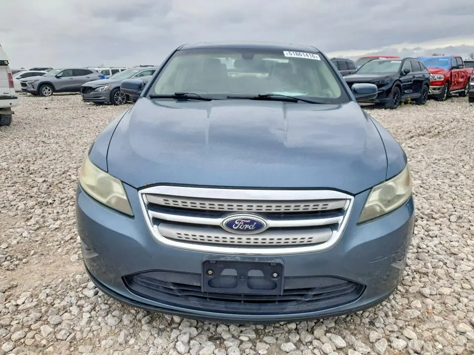2010 FORD TAURUS SEL  