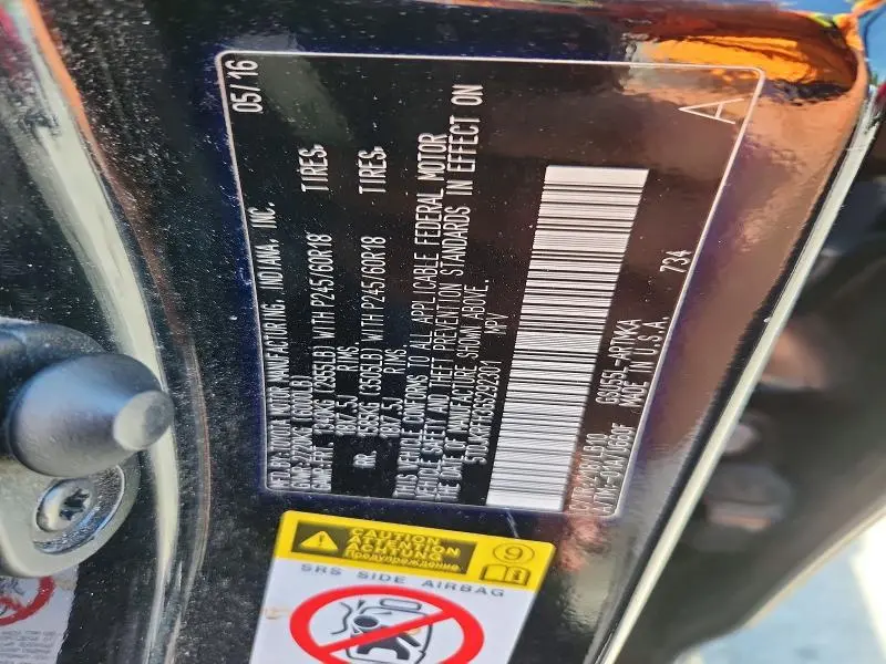 2016 TOYOTA HIGHLANDER XLE  