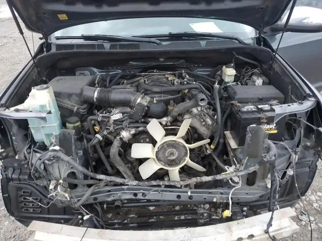 2010 TOYOTA TUNDRA CREWMAX LIMITED  