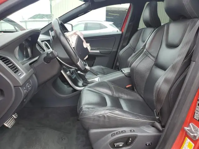 2015 VOLVO XC60 T6 R-DESIGN PLATINUM  