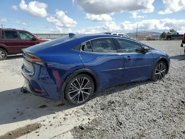 2024 TOYOTA PRIUS LE  