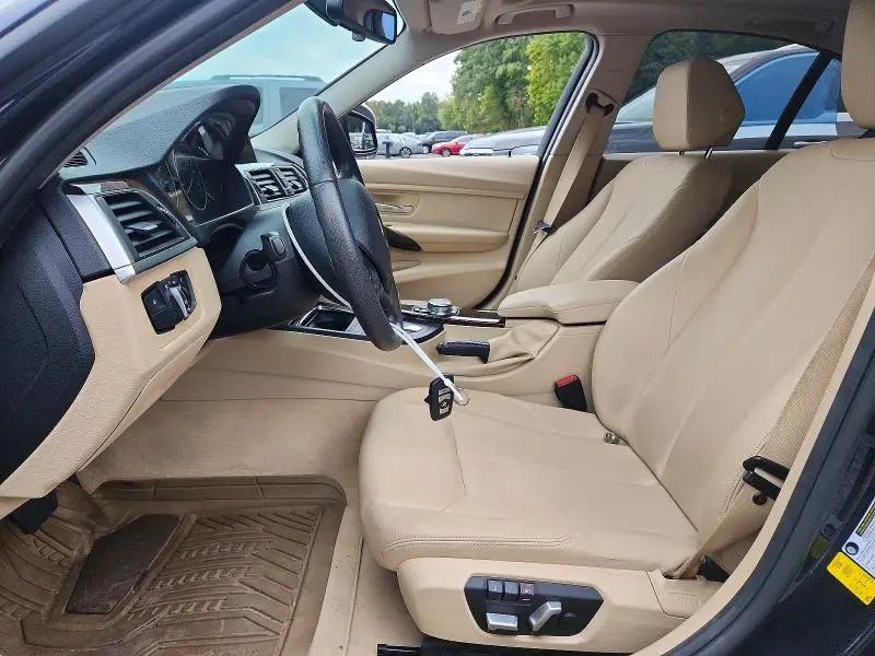 2016 BMW 320 I  
