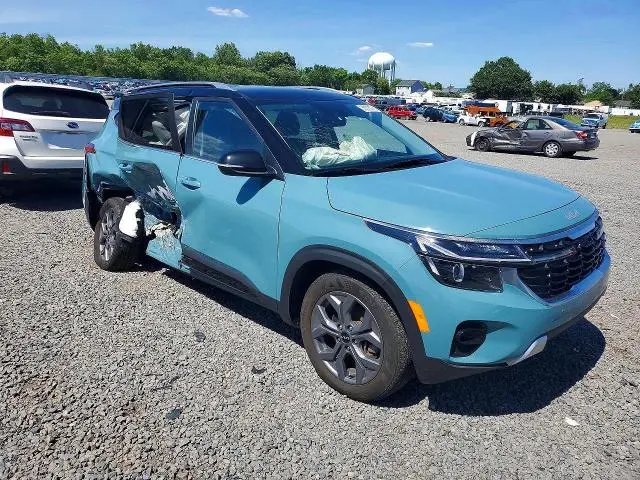 2024 KIA SELTOS S  