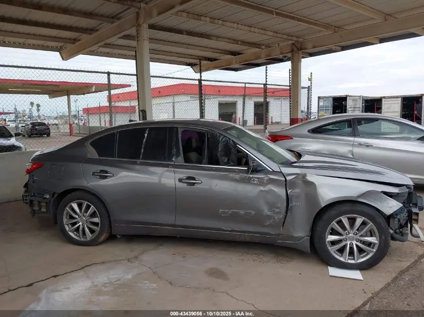 2017 INFINITI Q50 2.0T PREMIUM