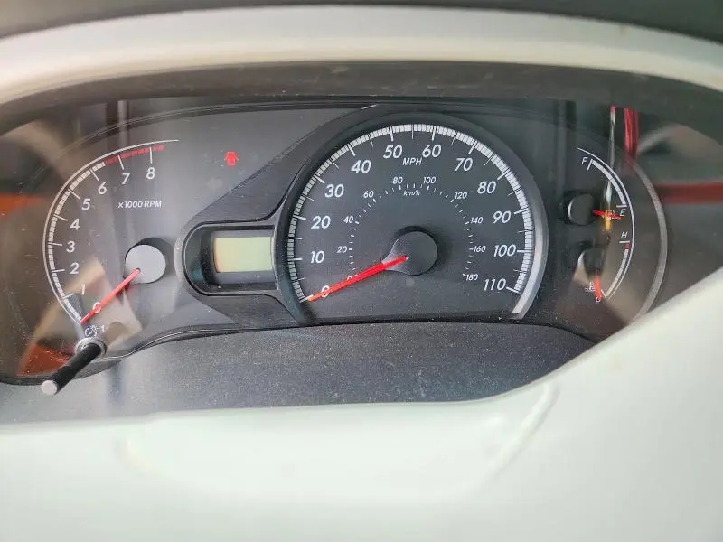 2011 TOYOTA SIENNA LE  