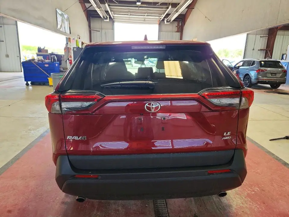 2024 TOYOTA RAV4 LE  