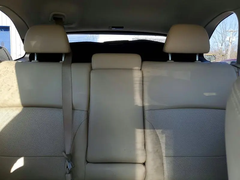 2015 SUBARU OUTBACK 3.6R LIMITED  