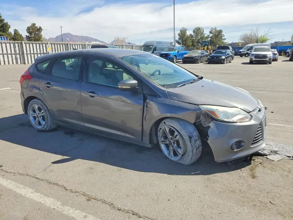 2013 FORD FOCUS SE  