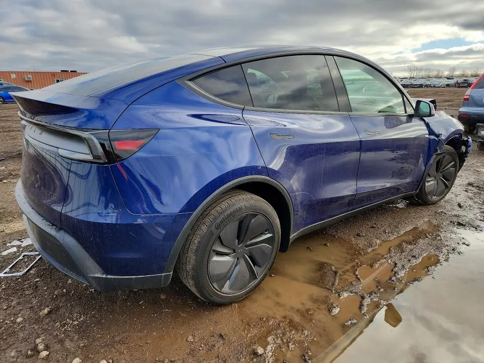 2026 TESLA MODEL Y   