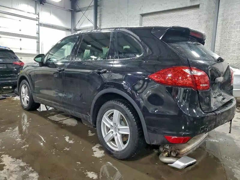 2014 PORSCHE CAYENNE   