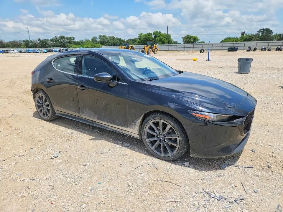 2021 MAZDA 3 PREMIUM  