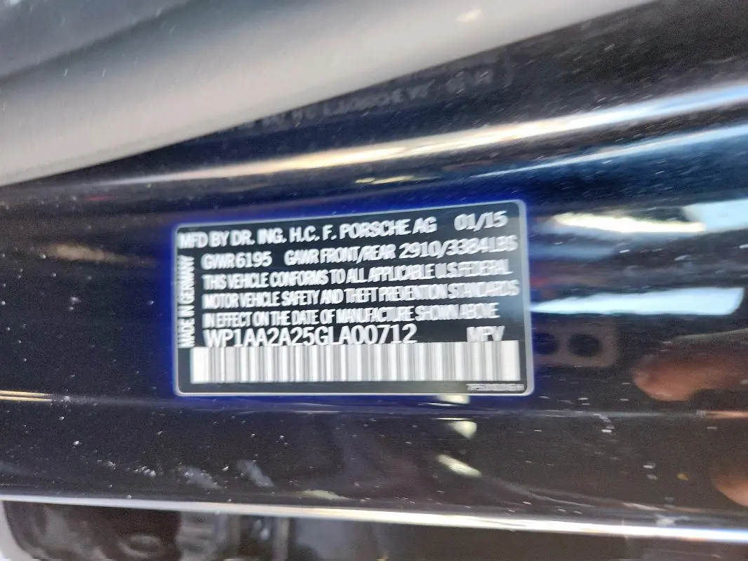 2016 PORSCHE CAYENNE   